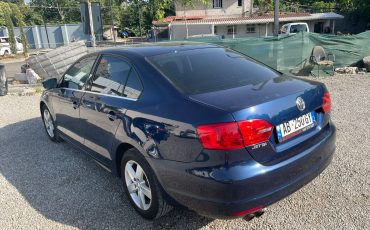 VW Jetta 1.6 Diesel or similar