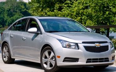 Chevrolet Cruze 2.0 Diesel or similar